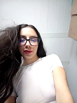 MissAfroditha online show from December 19, 5:10 am