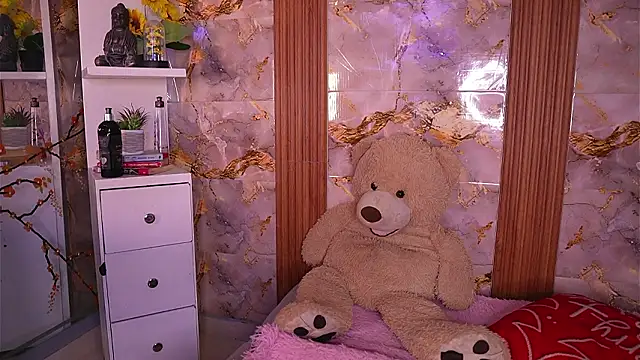 zoey-fox online show from February 5, 11:41 pm