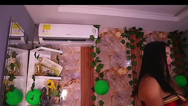 zoey-fox online show from March 20, 11:09 pm