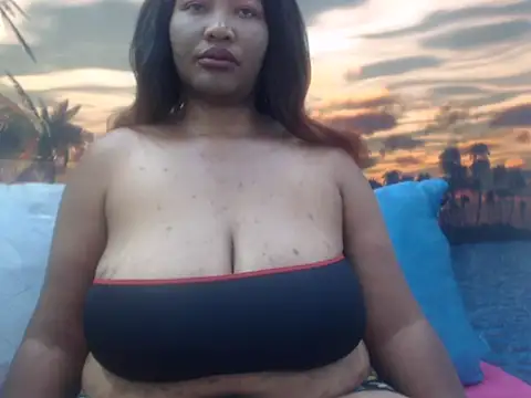chubbydoll122 online show from May 11, 4:59 pm