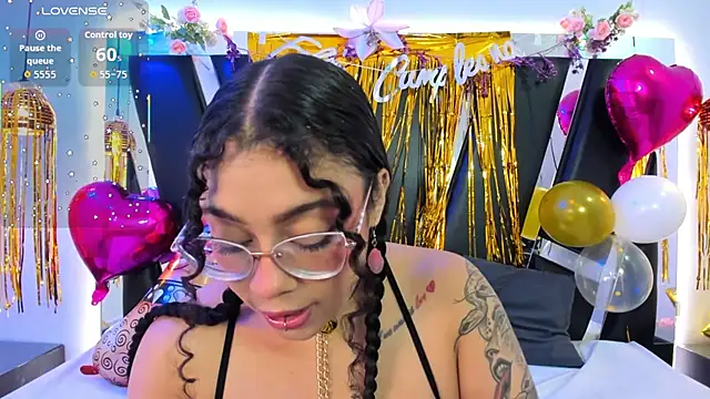 antonelllepiercee online show from February 13, 11:45 am