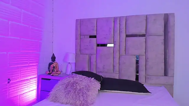 EmmaBecket2 online show from January 6, 3:21 am