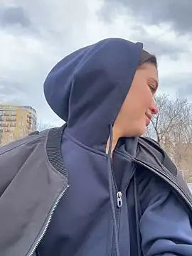 KikiWatson online show from February 13, 10:50 am