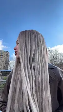 KikiWatson online show from March 7, 7:59 am