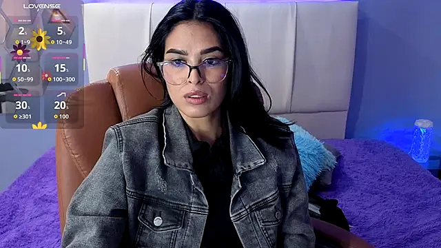 AlessiaVal  online show from September 13, 3:42 pm