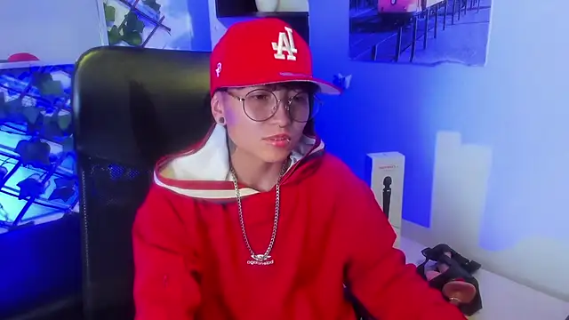 Im Mathias online show from May 10, 1:18 am