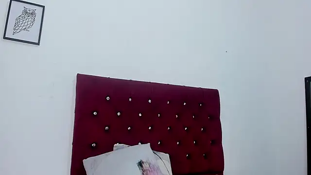 Melody Megann online show from April 21, 11:50 am