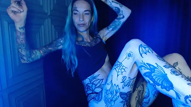 RavenryderUK online show from June 21, 9:19 pm