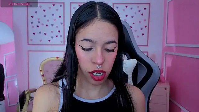 stephania t online show from February 13, 12:51 pm