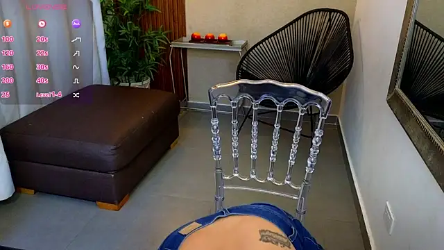 Sharlotte Milk online show from November 15, 10:49 am