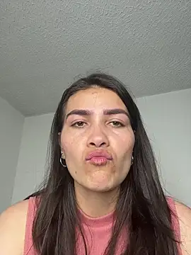 aurora divine online show from March 12, 11:07 pm