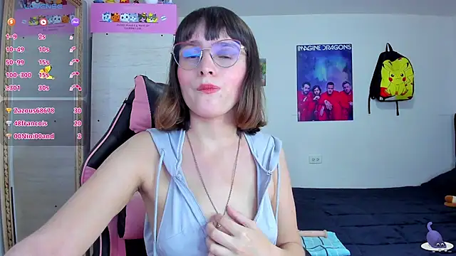 Lucyy-hess online show from September 26, 8:50 pm