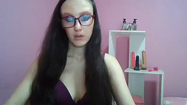LolaBoobs online show from June 4, 7:46 am