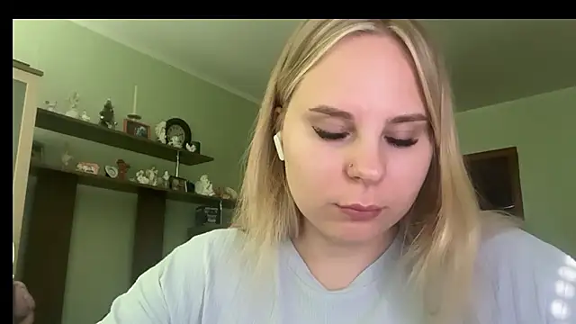 Thalia  Star online show from March 14, 1:12 pm