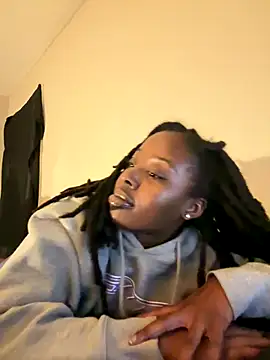 choclatepeaach online show from November 11, 11:35 pm