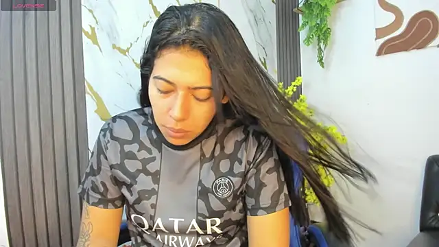 Caro kitty- online show from April 21, 1:40 pm