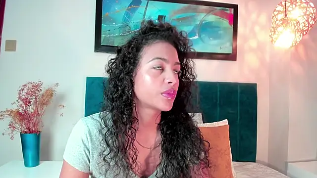 AntonellaHall  online show from January 13, 11:58 am