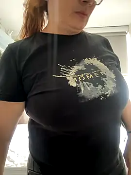 AntonellaAlondra4 online show from October 27, 2:23 pm