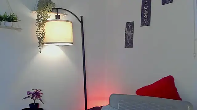 sara sweet9 online show from November 12, 9:24 pm