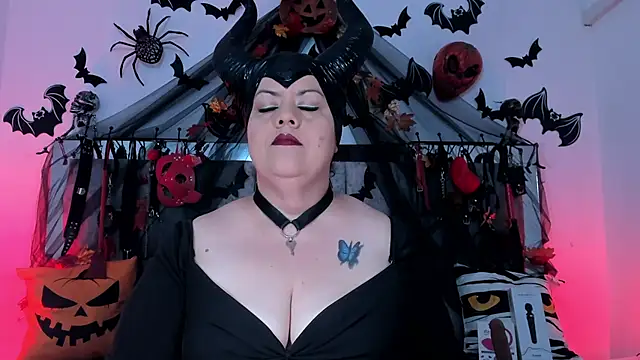 vanessa moka online show from October 30, 12:39 pm