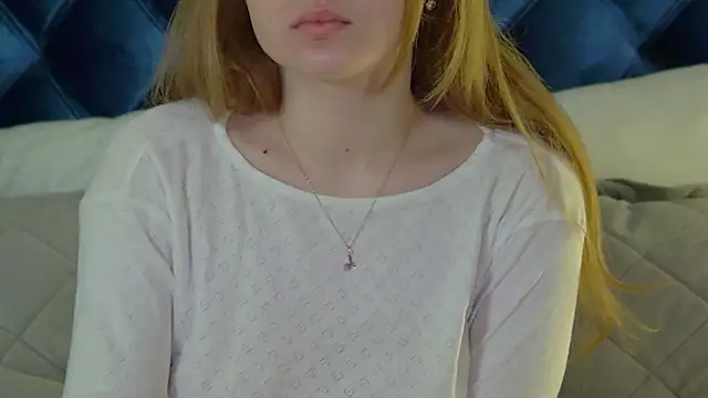 SelinSwarovski online show from April 15, 7:58 pm