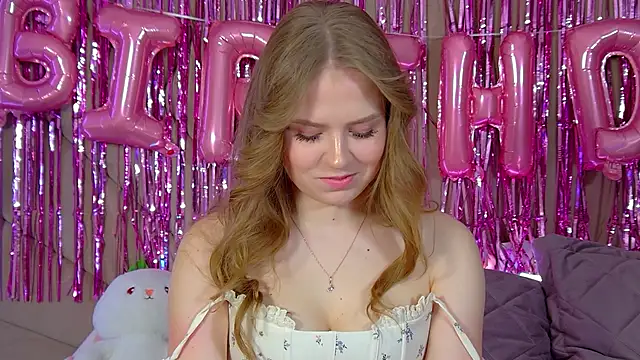 SelinSwarovski online show from February 5, 6:00 pm