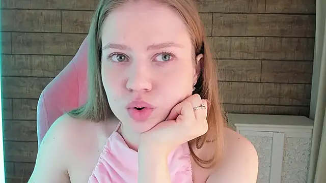 SelinSwarovski online show from April 16, 9:39 pm