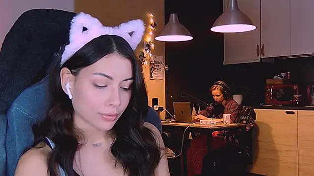 KatiKate online show from October 29, 6:32 pm