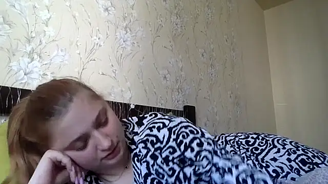 kila lo online show from April 17, 9:55 am