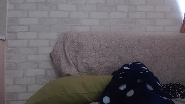 kila lo online show from January 13, 1:15 pm