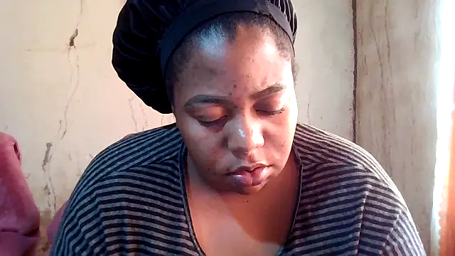 bustyboobs6 online show from October 2, 6:40 am