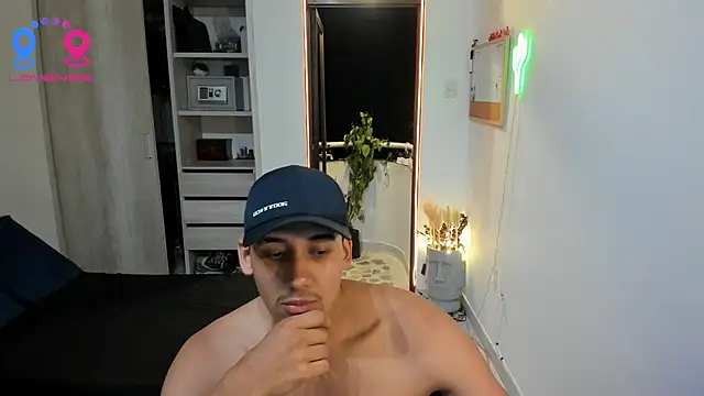 Travis bakers online show from September 23, 11:36 pm