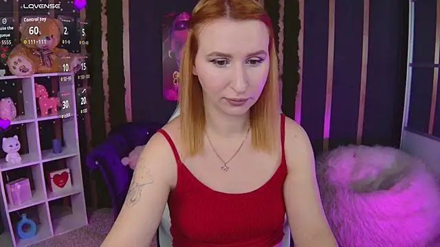 AliceBYKiss online show from February 21, 7:03 pm