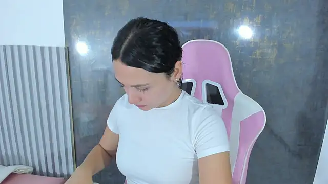 lana boomer online show from October 23, 8:04 pm