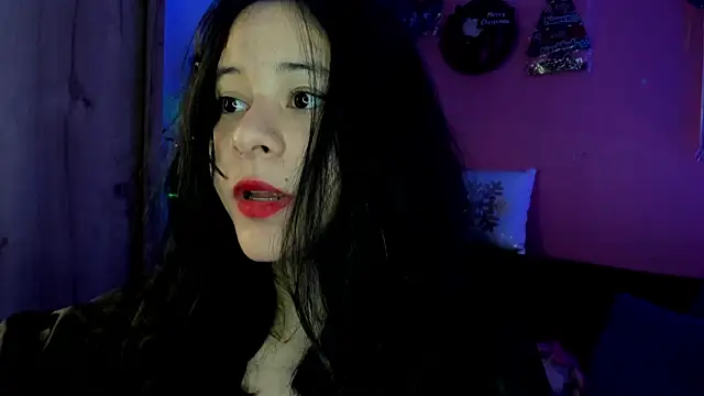 agnes 213 online show from December 17, 1:15 pm