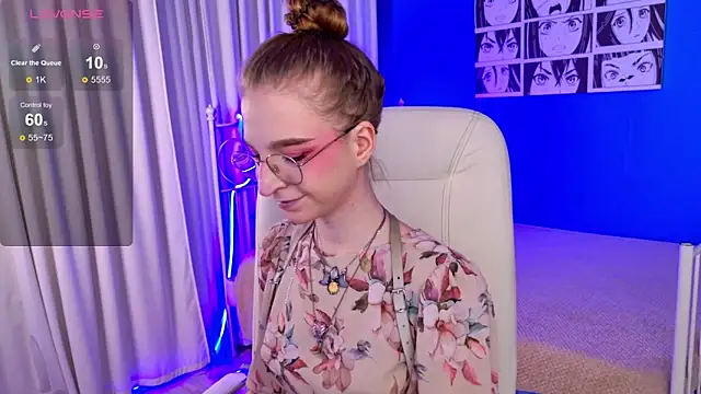 VioletShine online show from November 12, 12:03 pm