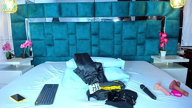 valtira nova online show from January 17, 7:21 pm