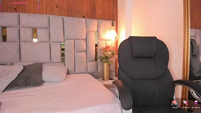 Saori newman online show from October 22, 12:10 pm