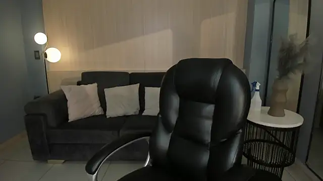 AlinaKravitz online show from January 11, 4:45 pm