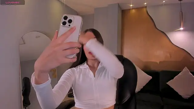 KaiaFerreira online show from January 17, 4:58 pm