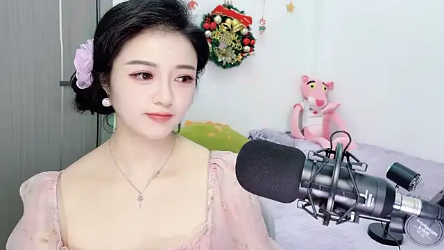 starsqimei online show from December 19, 6:49 am