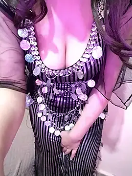 LoLo2020 online show from February 21, 11:49 pm