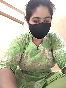 Magical Girl- online show from October 29, 9:02 am