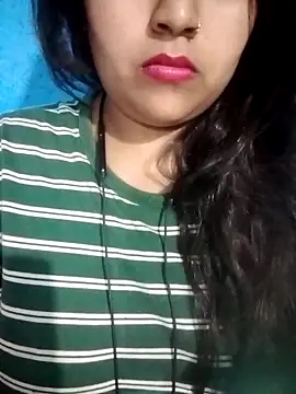 Love-Veronica online show from May 6, 6:23 pm