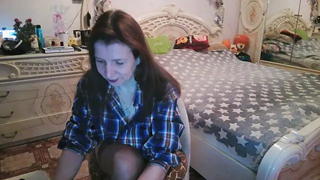 Debra Phoenix online show from March 14, 2:23 am