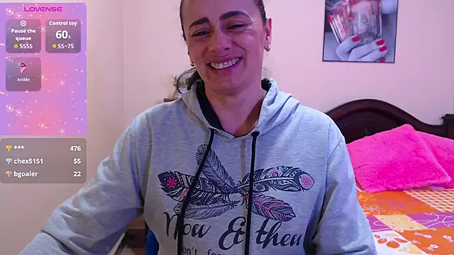 sara florez1 online show from October 14, 2:08 pm