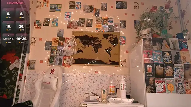 Kleo Godde online show from March 28, 9:03 pm