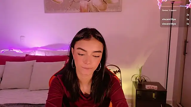 AnabelWolf online show from March 8, 1:04 pm