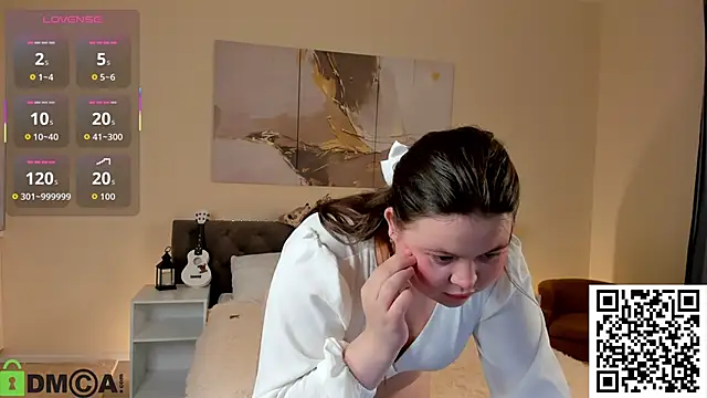 Lisa Payne online show from October 2, 9:25 am