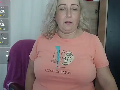 Xileny-Halliwey online show from May 16, 8:41 pm